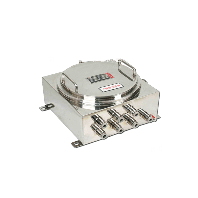 ���d����O(sh��)ӋIIC�������ͷ����Ӿ��еķ����Y(ji��)��(g��u)��